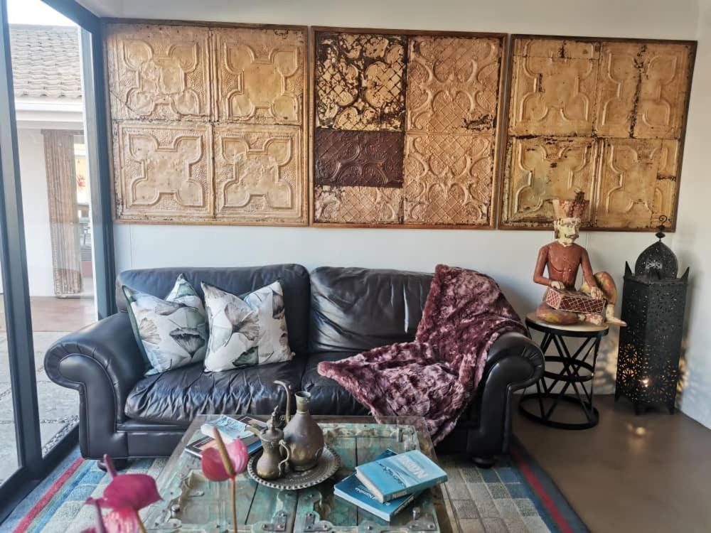 The Rez Guesthouse Walvis Bay Esterno foto