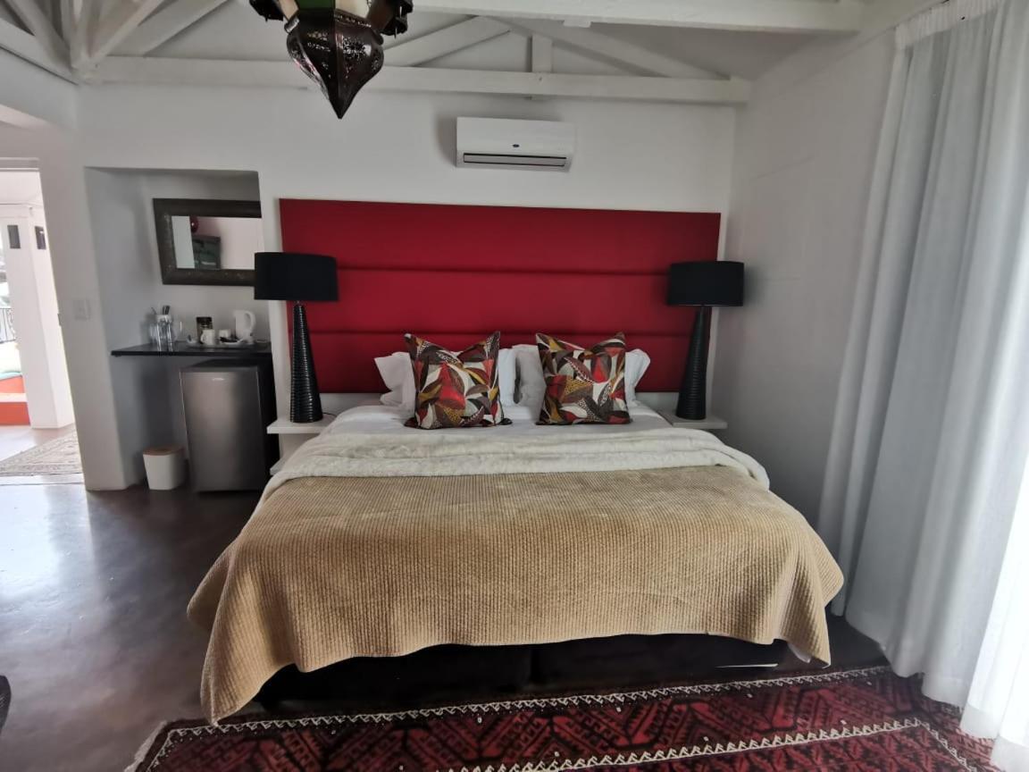 The Rez Guesthouse Walvis Bay Esterno foto