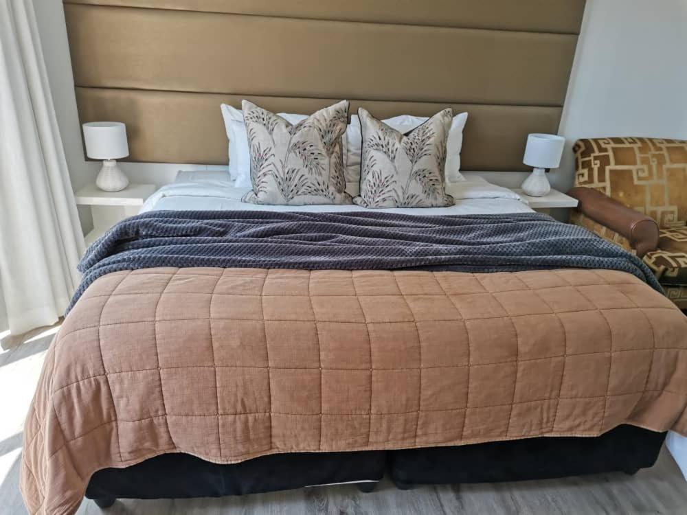 The Rez Guesthouse Walvis Bay Esterno foto
